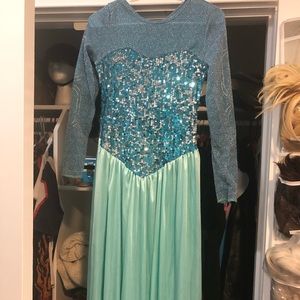Elsa dress cosplay